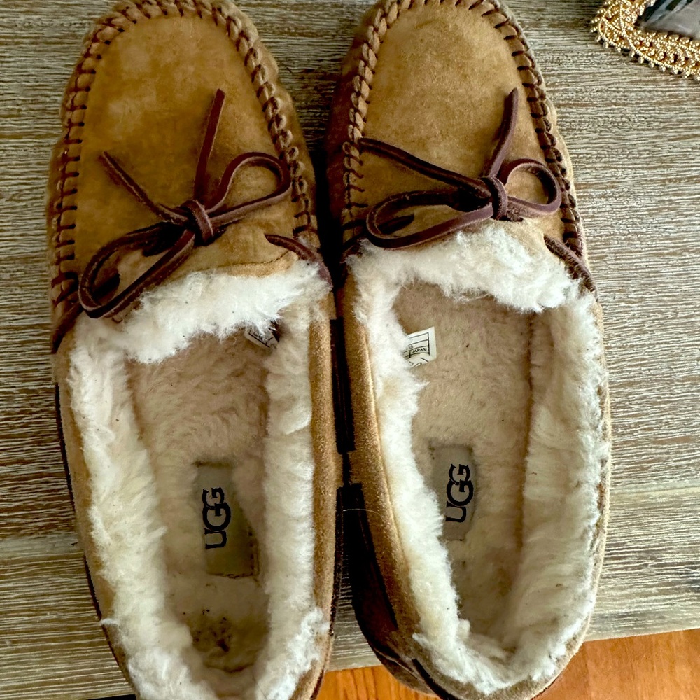 Ugg slippers